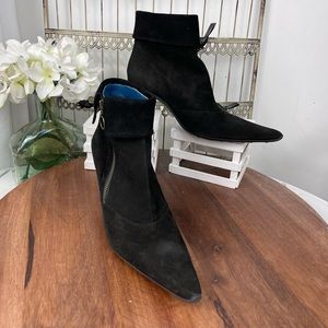 Espace Guest Womens Slouch Pointed Booties size 9.